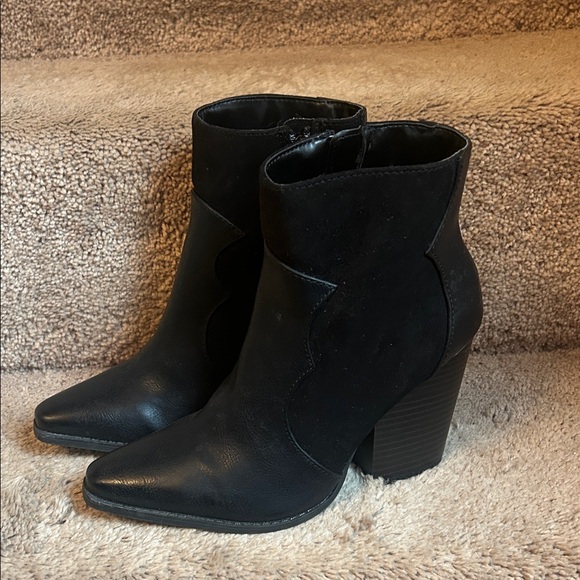 Black Ankle Boots - Picture 3 of 4